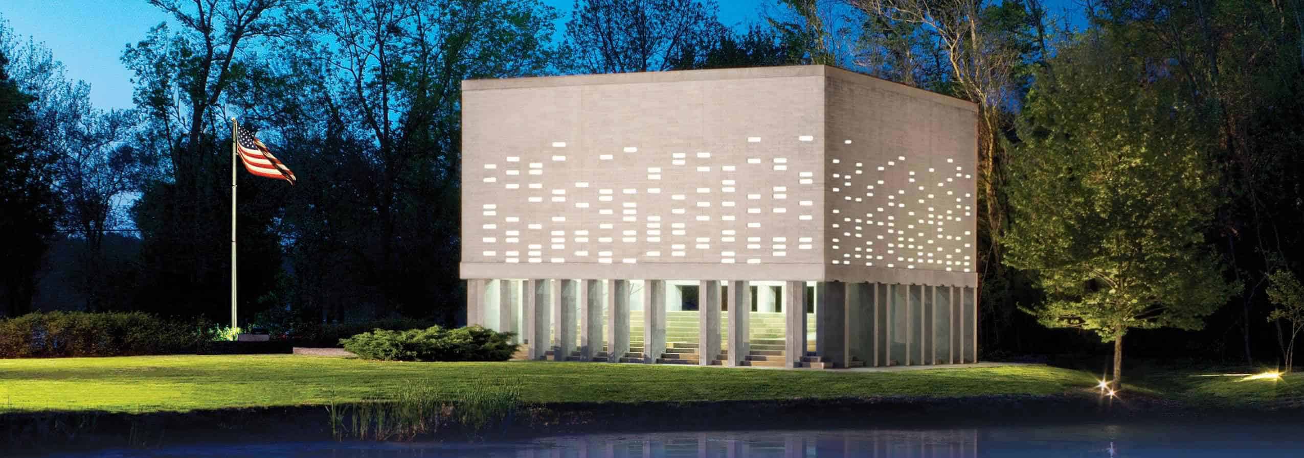 View of the Patriots Peace Memorial at night